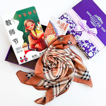 Birthday gift 2021 New Thanksgiving to the elders parents creative practical high-end silk scarves notebook retirement gift