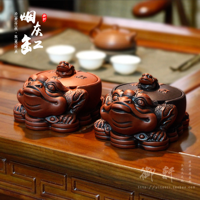 Creative personality ceramic ashtray fashion gift golden toad retro living room office KTV Internet cafe large cigarette dish