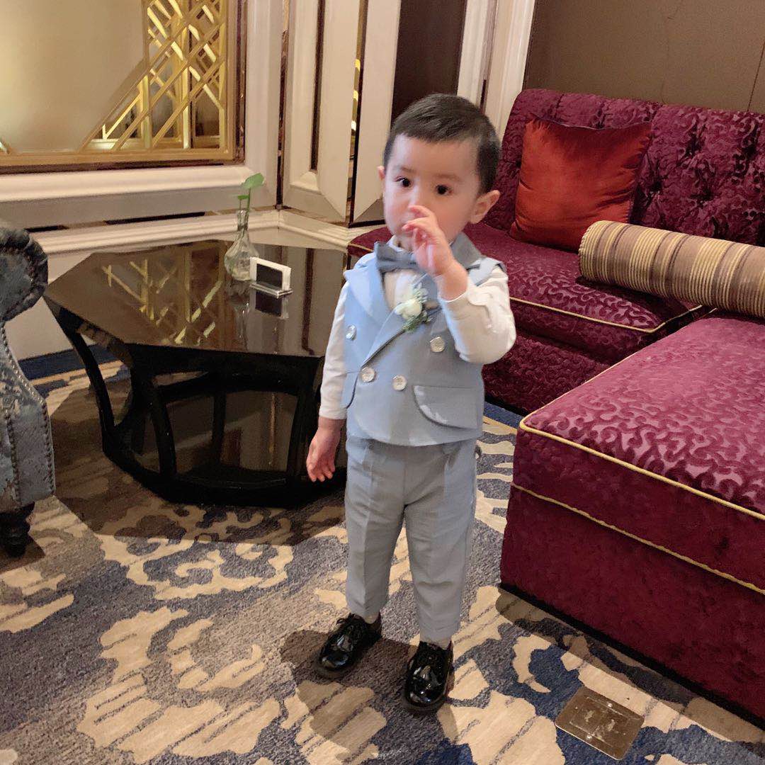 Te Tejia nam hoa cô gái mùa hè váy xanh baby baby baby boy piano hiệu suất phù hợp với thủy triều - Váy trẻ em set đồ vest bé trai
