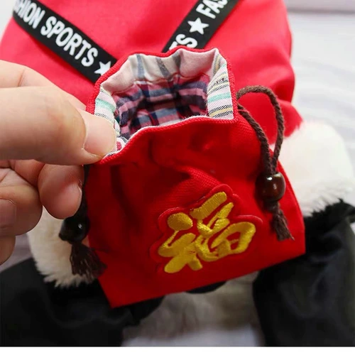 Новая годовалая собака для любимой собаки плюшевая одежда осень и зимние борьбы с борьбой с малым инукки KKI Bear Beauty Winter Four Squise