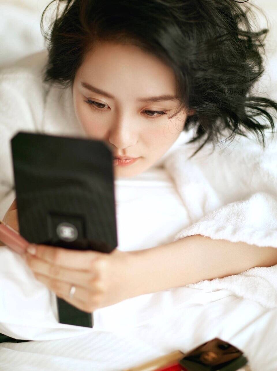 刘诗诗甜美优雅性感写真图片 (4).jpg