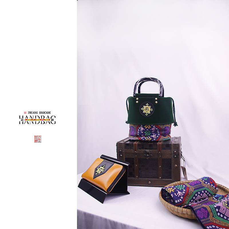 Jin Zhuangjin Popularity Guangxi Ethnic Wind Pure Handmade Zhuang Brocade Cutting Paper Embroidered Python with Python Handbag-Taobao