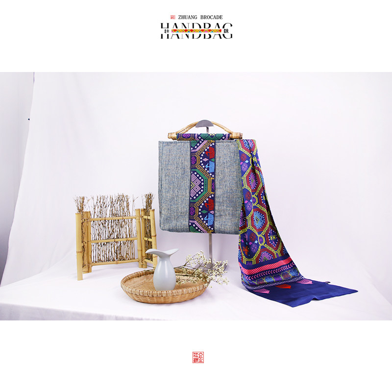 Golden Zhuang Jin 2023 Guangxi Zhuang Distinctive Ethnic Wind Pure Handmade Python Dragon Cane handbag customizable non-beatio-Taobao