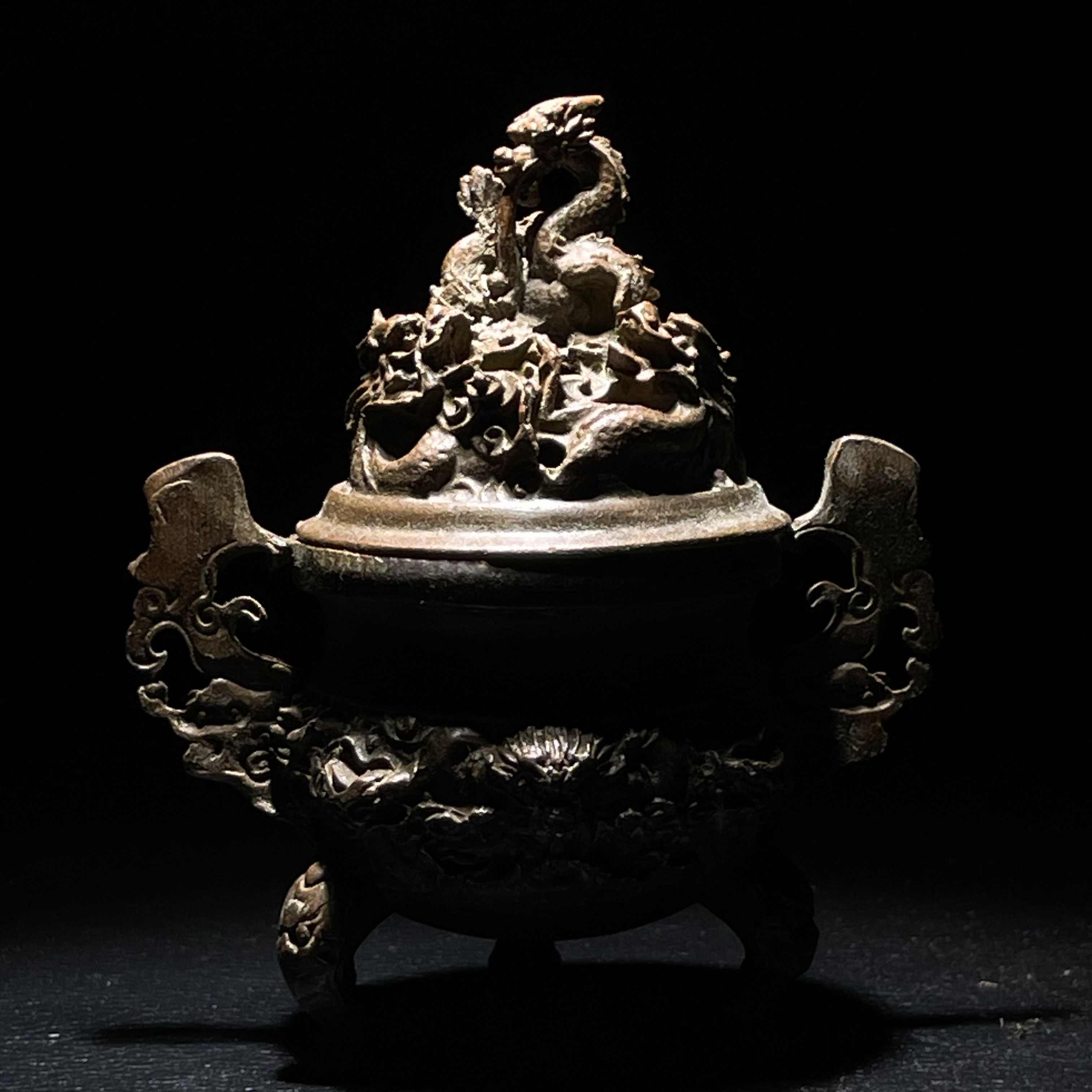 【高良】中国美術　玉石彫刻　雙耳活環　獅子鈕蓋爐　香炉　唐木台付　古玩　CHVL 中国 玉石翡翠彫刻 雙耳活環 獅子鈕蓋爐 香炉 V R8792 中国