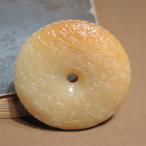 Dialect Hetian jade is rare and hot-selling and the final sugar white jade is oily and delicate with moiré pattern safety buckle pendant h0