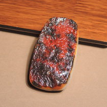 The dialect Hetian jade red Qinpi white jade Russian seed material with pores on the front is safe and sound brand pendant h0