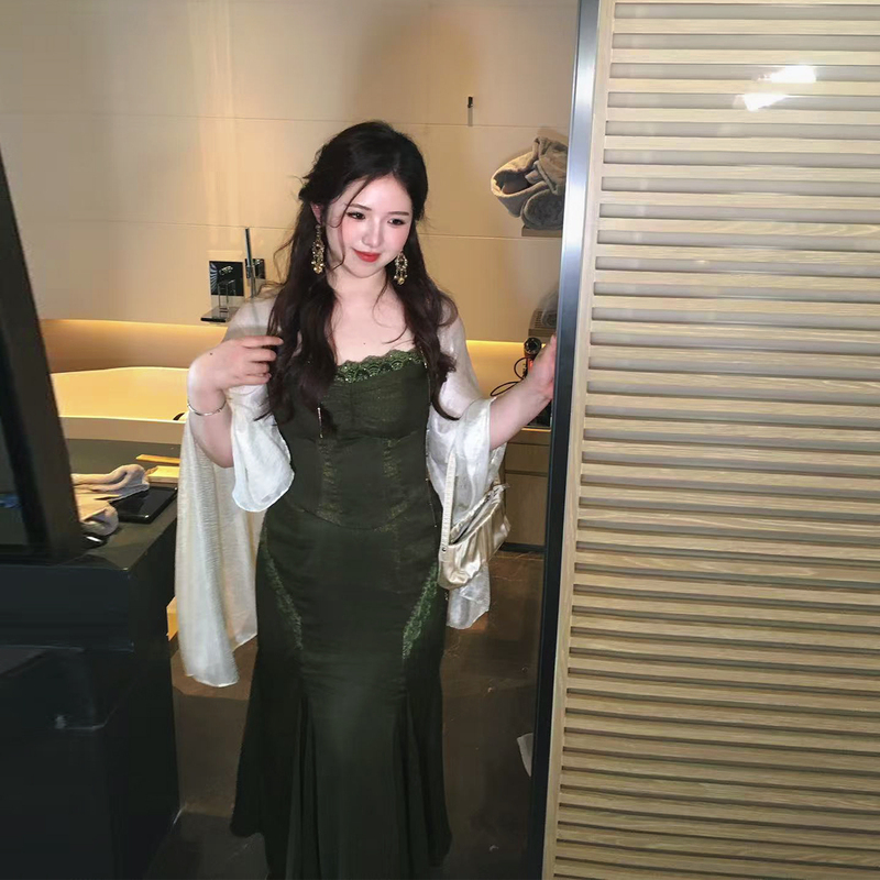 A-Pang [Nocturne Green] Plus-Size Women's Clothing, French Vintage Style, Light Luxury Banquet Style Top and Skirt Y8654