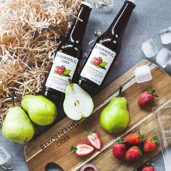 瑞典进口 Rekorderlig 瑞可德林 苹果酒套装 330ml*15瓶 优惠券折后￥338包邮（￥358-20）送玻璃杯+木盒