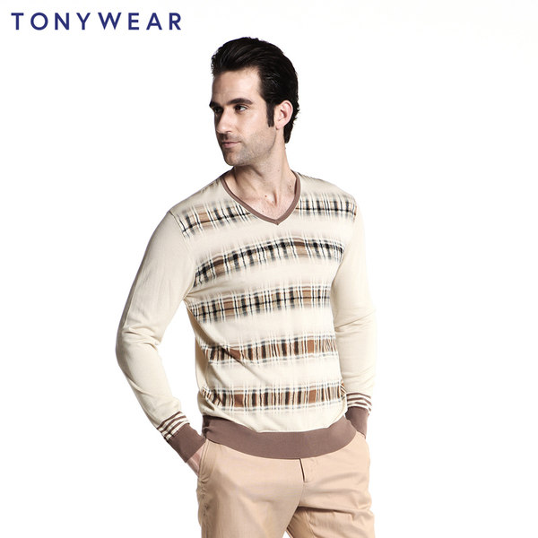 TONY WEAR 汤尼威尔 纯棉 V领男式针织衫 天猫优惠券折后￥69包邮（￥129-60）两色可选