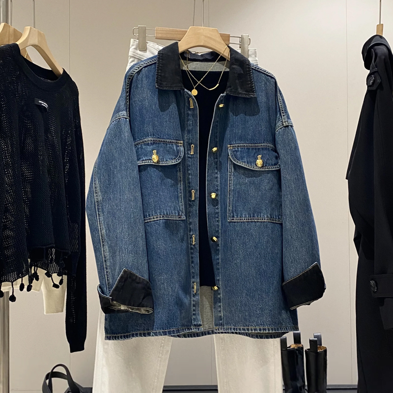 Heavy-Duty Denim Jacket for Women, 2026 Autumn New Popular Style, Very Attractive, Vintage Washed, High-End Feel Jacket Top