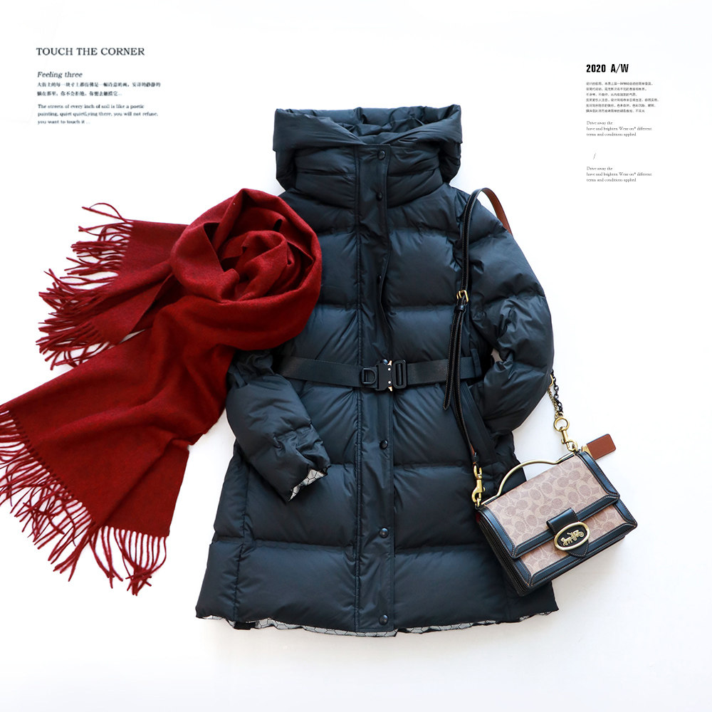 Library Yin December Black tech self-heating cold winter BI preparation white goose down long version with hat down jacket light and warm