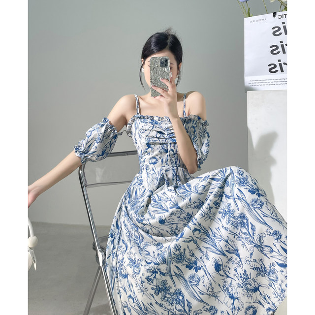 Temperament one-shoulder suspenders tea break floral dress high-end 2022 new women's summer design sense niche