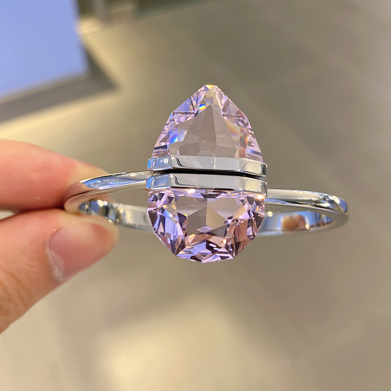 Swarovski Lucent Pink Crystal Magnetic Bracelet for Women 5615110 5615112