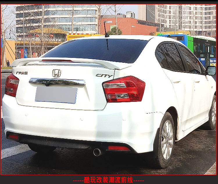 Áp dụng 09 10 11 12 13 14 năm Honda Feng Fan cánh đuôi cũ Feng Fan sửa đổi với đuôi đấm nhẹ - Sopida trên đuôi gió liền cốp honda city
