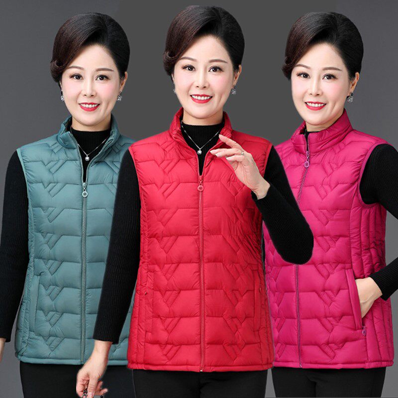 2020 new autumn and winter mother's wear short section light down cotton vest middle-aged and elderly women's vest jacket cotton clothes