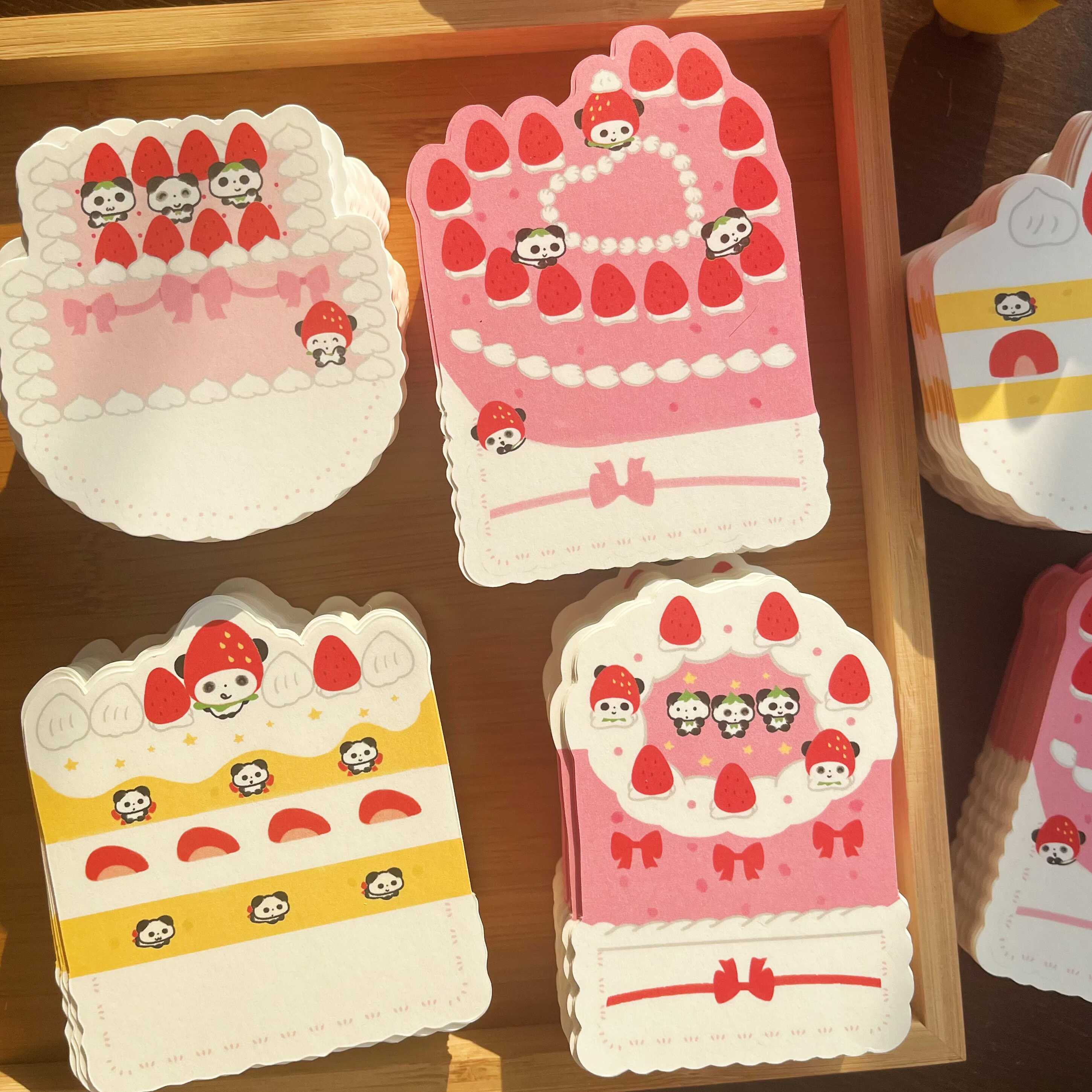 10%OFF】【ストロベリーケーキ】変形ギミックケーキデコレーション手帳