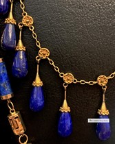 Museum section Etruscan old hand craftsmanship natural Afghanistan Qingkin stone drop gold Carving Palace Necklace