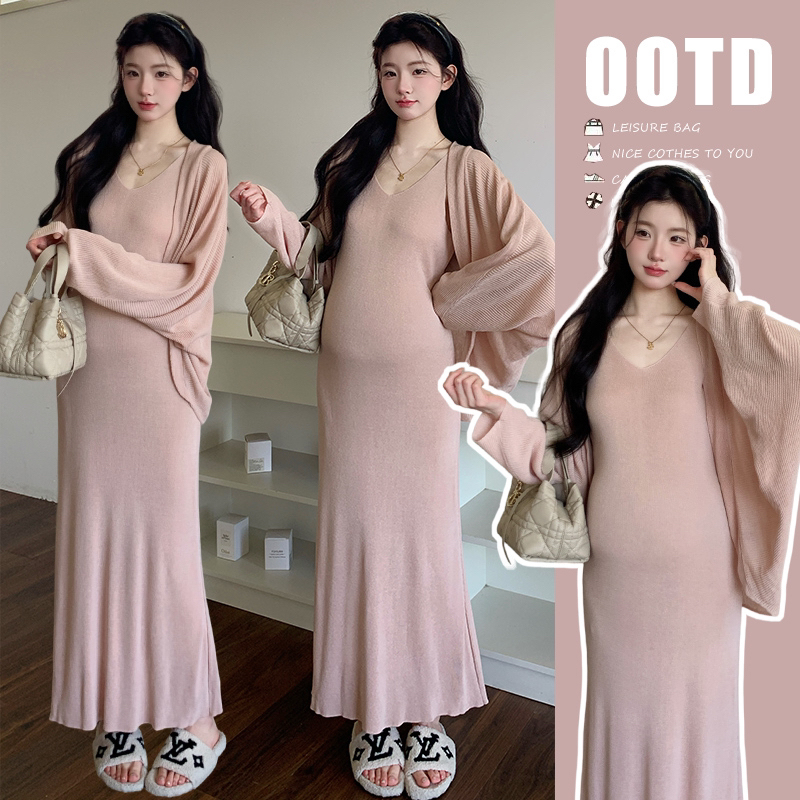 Maternity Autumn Dress 2026 New Style Pregnant Mom French Style Sweater Cardigan Pink Vest Dress Spring and Autumn