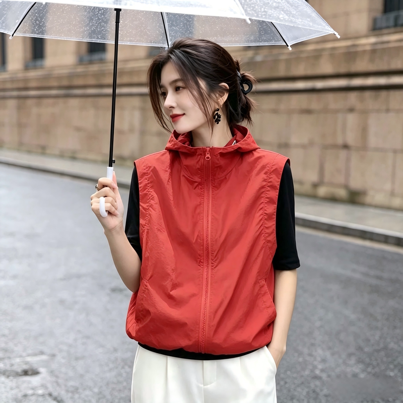 Guangzhou Thirteen Rows Outdoor Sports Style Hooded Vest for Women 2026 New Lightweight Sunscreen Sleeveless Zipper Vest Guangzhou Thirteen Rows Outdoor Sports Style Hooded Vest for Women 2026 New Lightweight Sunscreen Sleeveless Zipper Vest