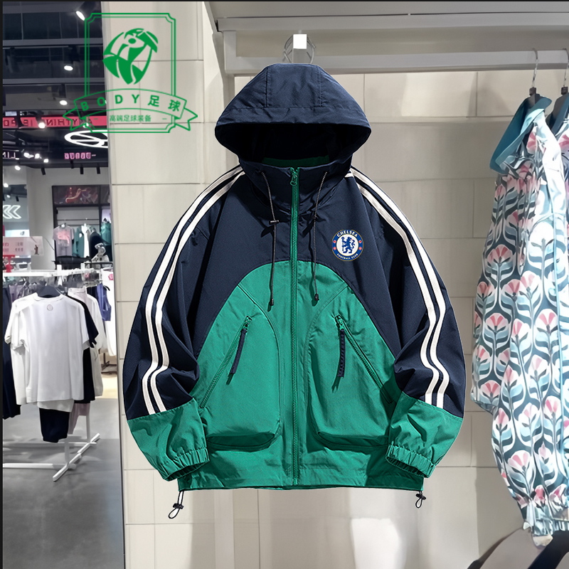 Chelsea Football Uniform 25/26 Season New Casual Loose-Fitting Fan Football Uniform Hooded Sports Jacket Chelsea Football Uniform 25/26 Season New Casual Loose-Fitting Fan Football Uniform Hooded Sports Jacket