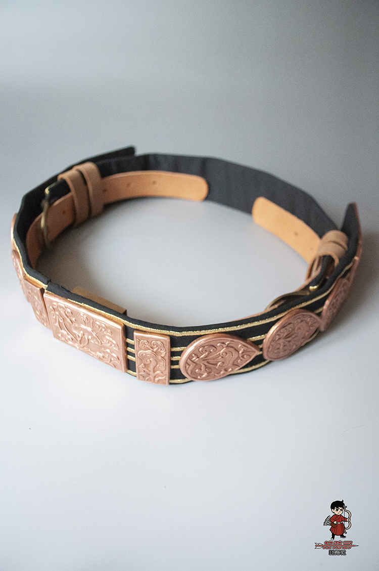 String division Ganoderma lucidum leather belt with Hanfu
