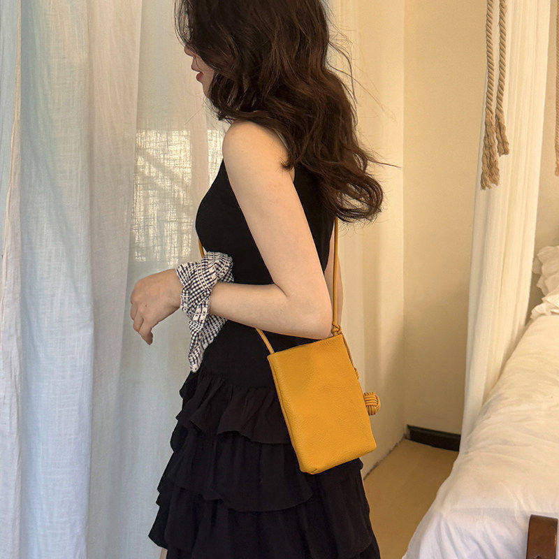[Gong Zwen] Candy Feast Spring and Summer Genuine Leather Mobile Phone Bag Dopamine Color Mini Easiest for Match Crossbody Square Bag