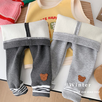 Baby fleece leggings 0-5 years old autumn and winter wear girls integrated fleece pants baby stripe slacks big PP pants