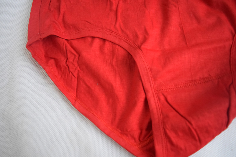 Phụ nữ trung niên và người già thêm phân bón để tăng đồ lót bằng vải cotton, người cao eo, mã lớn, quần sịp lớn màu đỏ, năm sinh đồ lót trẻ em