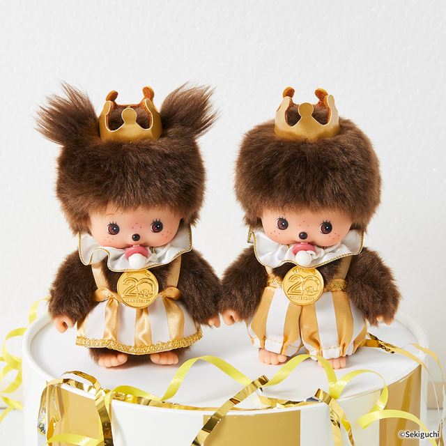 Monchhichi Cute Fun Doll ຄົບຮອບ 50 ປີ Crown pendant ເປັນຂອງຂວັນວັນແຫ່ງຄວາມຮັກສໍາລັບເດັກຍິງ