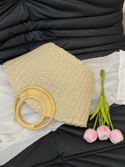 Summer straw large bag for women 2026 new fashion seaside resort style handbag large capacity versatile tote bag