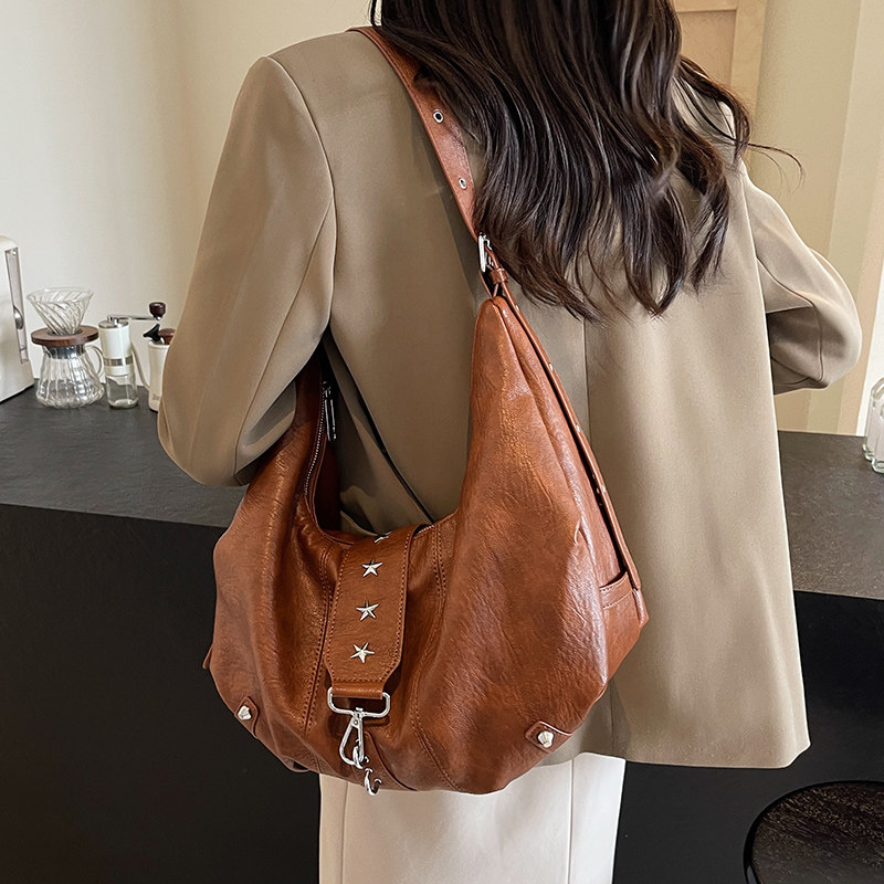 Women's Large-Capacity Vintage Dumpling Bag, Casual Shoulder Crossbody 2026 - Thumbnail 4
