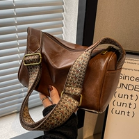 Коричневый