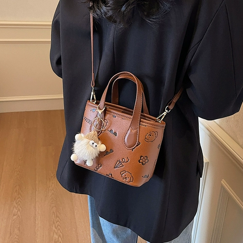 Небольшая весенняя небольшая сумка, портативная маленькая сумка через плечо, в корейском стиле