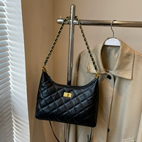 Черный, большой