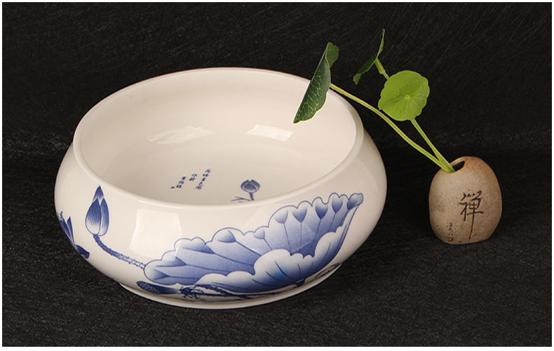 Jingdezhen brush writing brush washer from large brushes water jar beginner package suits for kunfu tea to wash to the small ceramic lotus mail