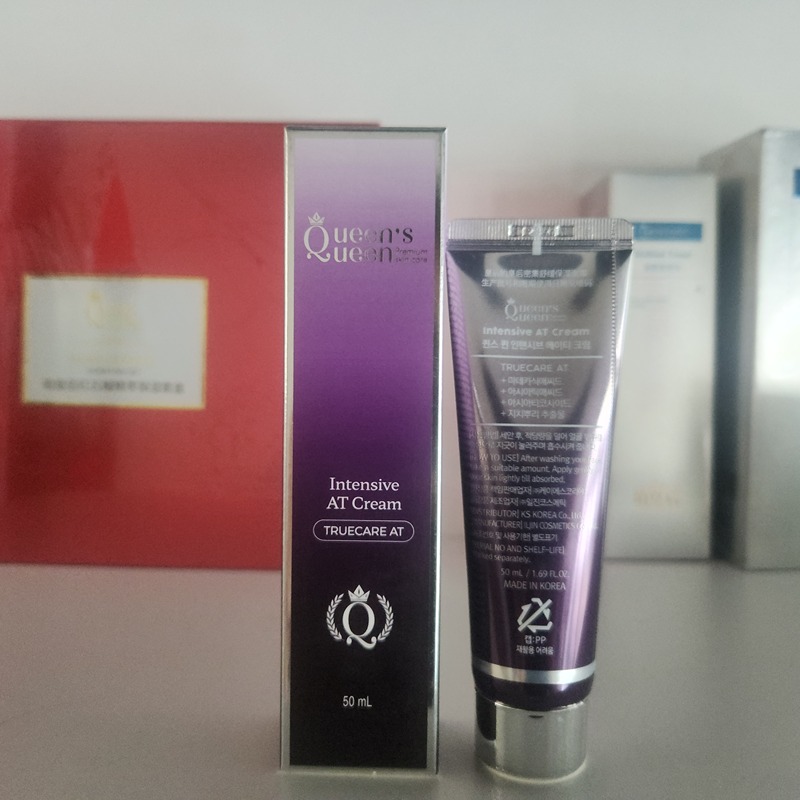 Queen Pearl at Cream |   Queen's Intensive Soothing and Moisturizing Cream, Soothing and Calming, Unboxed and Ready to Ship.