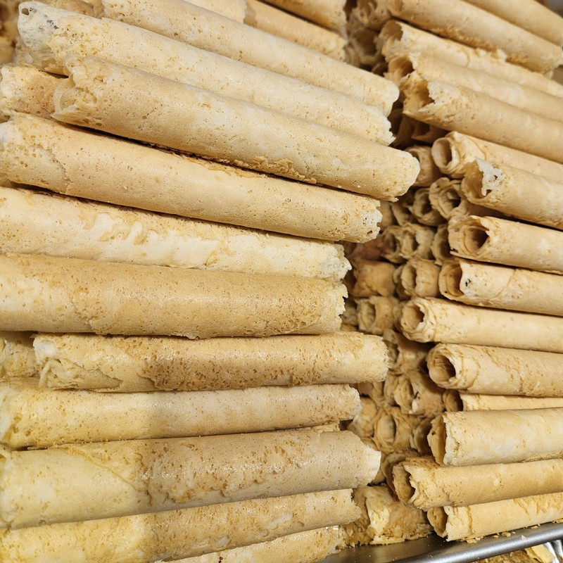 Harbin Beisan Kaki Halal Pastries: Traditional Egg Roll Pastry, Crispy and Sweet, Classic Flavor, Hometown Specialty Harbin Beisan Kaki Halal Pastries: Traditional Egg Roll Pastry, Crispy and Sweet, Classic Flavor, Hometown Specialty