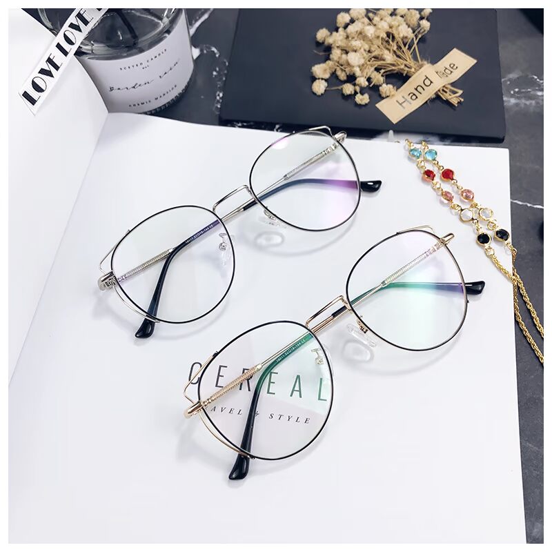 Net tai đỏ khung mèo không có ống kính khung mắt nữ thủy triều mặt lớn mặt phẳng gương nhỏ Hàn Quốc retro kính lacoste