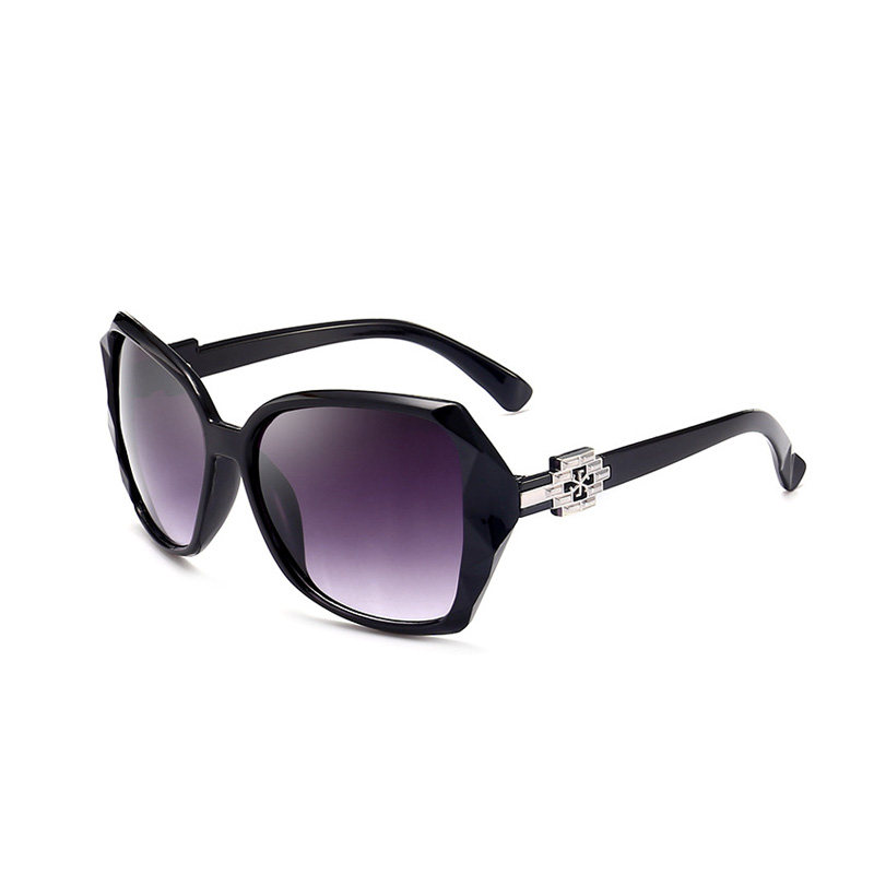 2025 New Trendy Sunglasses for Round Face Women, Stylish Celebrity Style, Elegant Uv Protection Large Frame Glasses