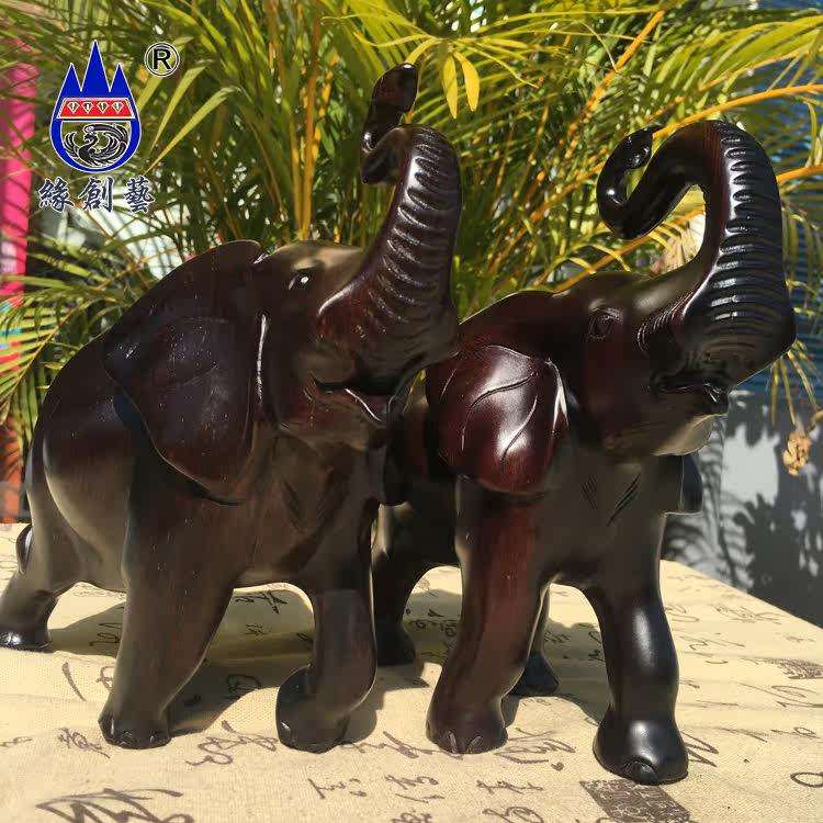 Myanmar Black Acid Branches Elephant Red Wood Solid Wood Material Whole Wood Hand-carved Living Room Hotel Crafts Gift Pendulum Decoration for the Small Elephant