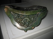 Bao Lao Bao Zhen Early Qing Dynasty Guan Yao green glaze imaged dragon pattern tile ancient porcelain specimen