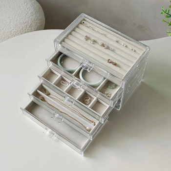 Earrings, earrings, rings, bracelets, necklaces, jewelry boxes
