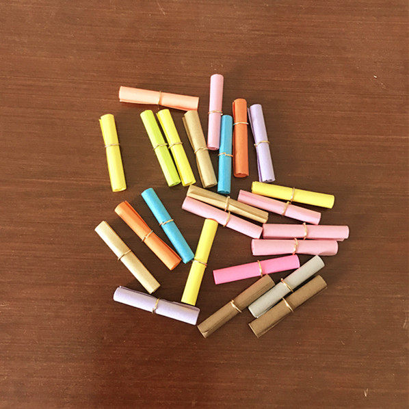 Color mini letter paper roll 12 drifting letter paper wishing bottle Letter paper wishing message note