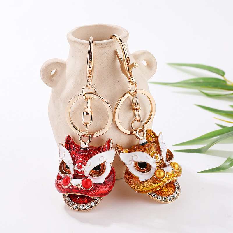 New Chinese-Style Lion Head Keychain, Chinese-Style Diamond-Encrusted Little Lion, Cultural and Creative Lion Dance Bag Pendant, Creative Small Gift