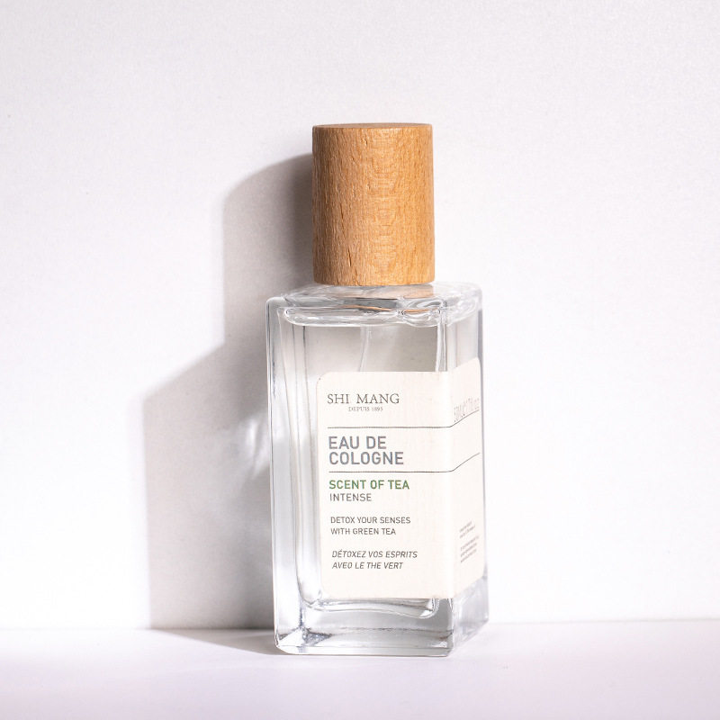 樱花绽放的诗意：解读Amouage爱慕Blossom Love女士香水EDP100ML_香水_