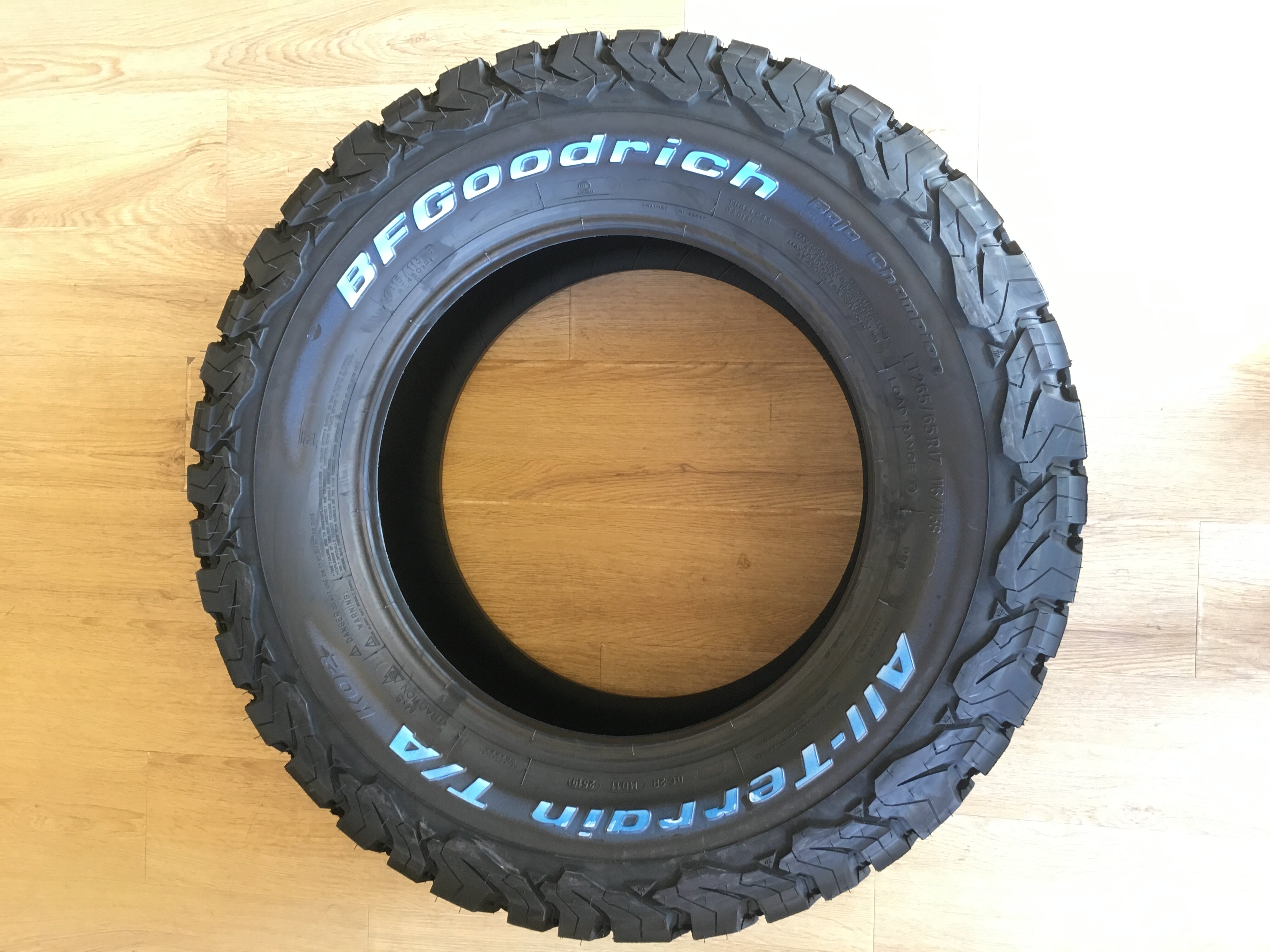Ko3 Bailichi Ko2 All-Terrain at Off-Road Tire 265/275/35X12.5/70R17 285/55R20