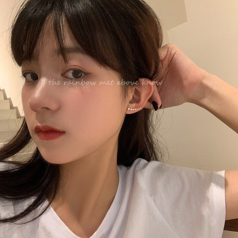 Small Crowddesign Sensation Arched Zircon Earbone Ear Pin Female Advanced Sensation Delicate Brief Lukewarm Wind Personality Earrings Ornament