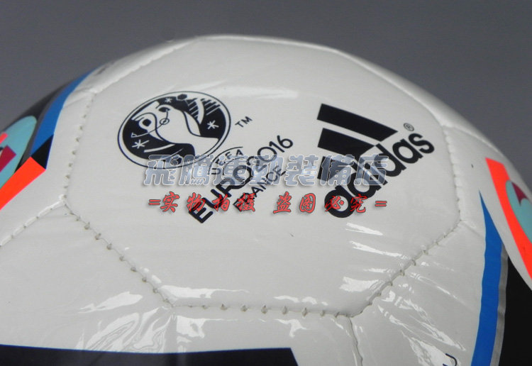 Ballon de foot - Ref 6843 Image 10