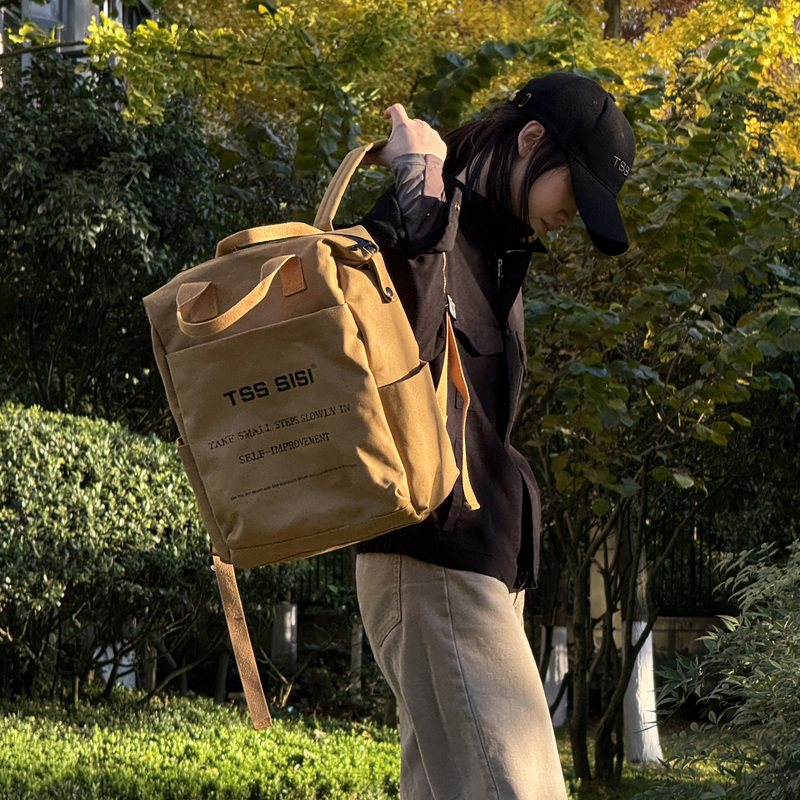 Tsssisi Water-Repellent Casual Retro Printed Canvas Versatile Work Clothing Style Unisex Simple Outdoor Backpack F10