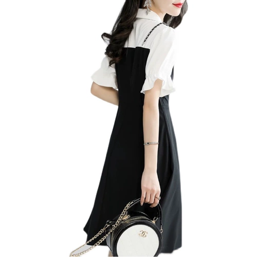 Вырежьте этикетку с большим экспортом хвоста в итальянский торговый центр итальянского внешнего торгового торгового центра.